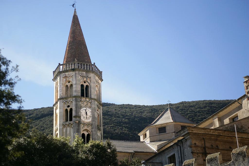 Appartamenti Palazzo Aycardi Finale Ligure Εξωτερικό φωτογραφία